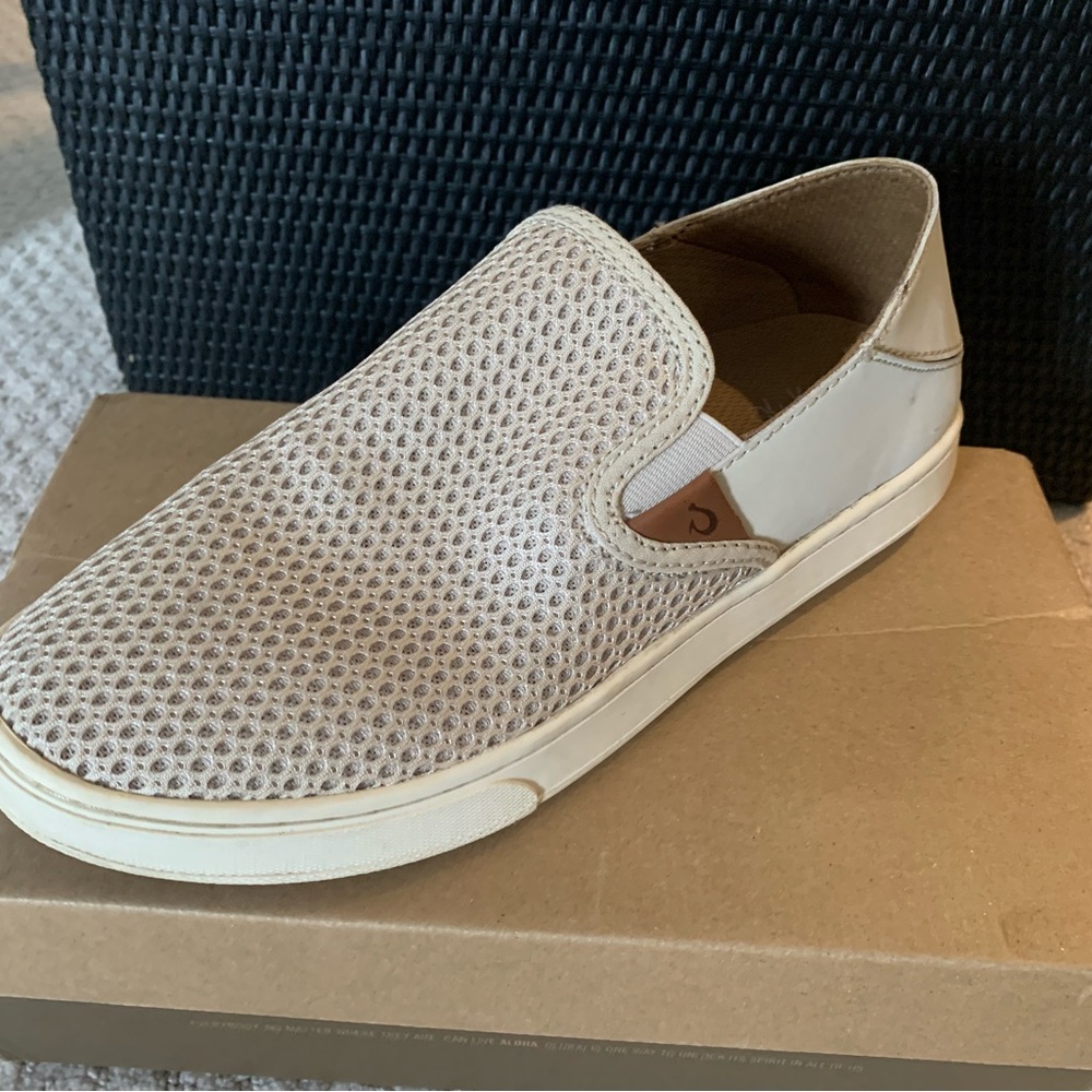 Olukai Pehuea slip on sneaker